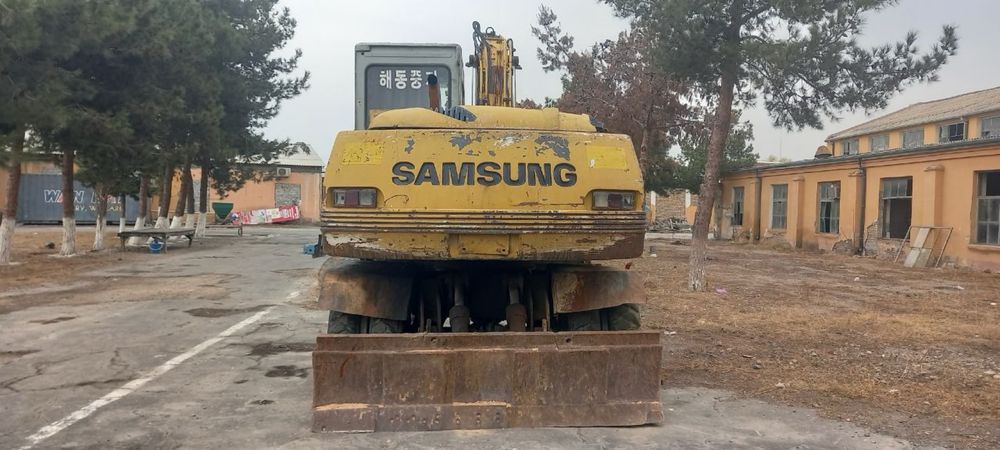 Ekskavator Samsung