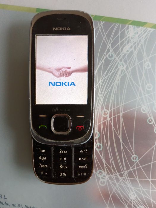 Telefon Nokia în bună stare de funcționare, este mic,robust și practic