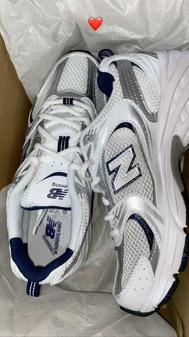 Маратонки дамски New Balance