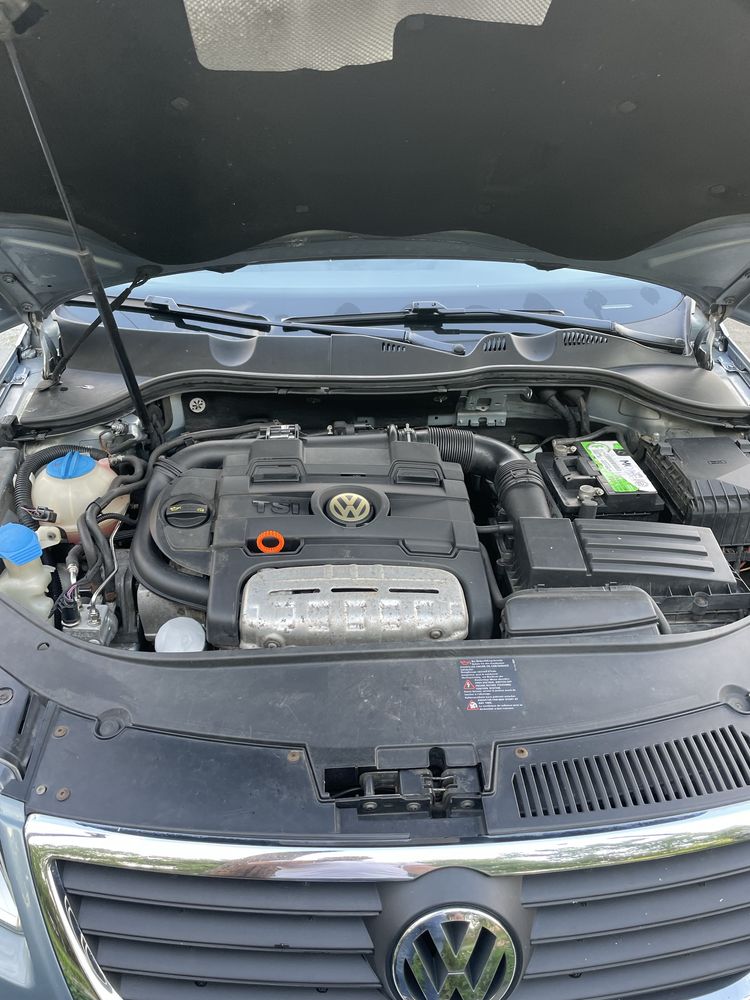 Dezmembrez Vw Passat B6 2010