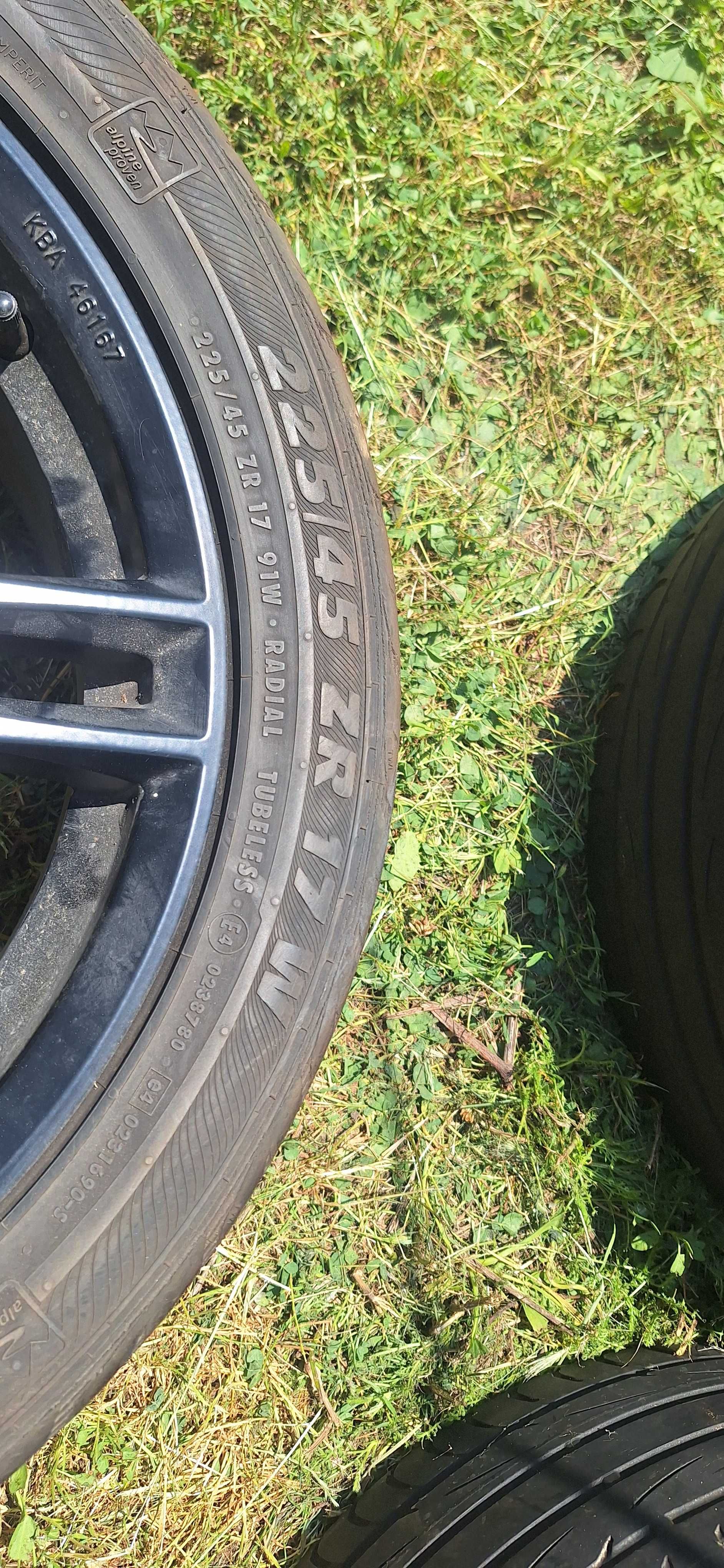 Джанти  225/45 ZR / R 17 за VW