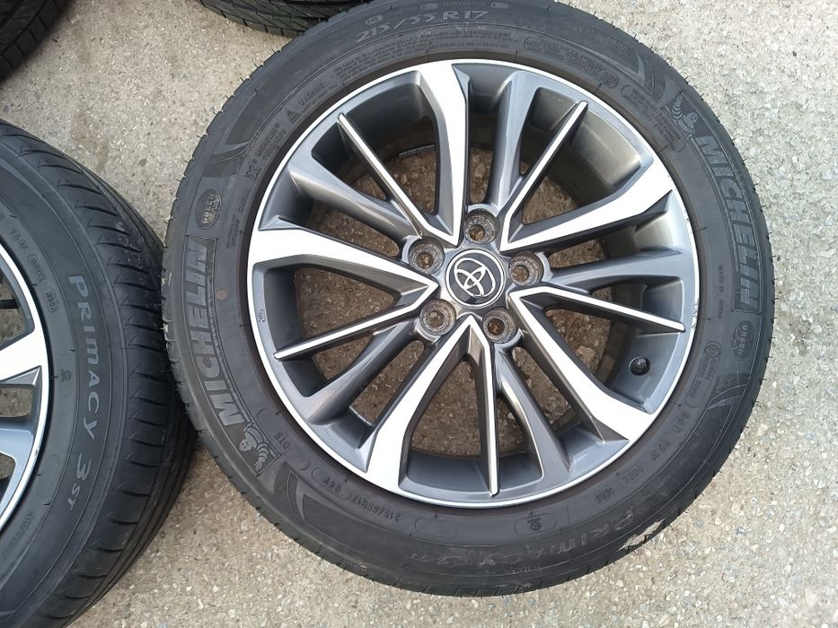 Тойота 17 цола, Toyota