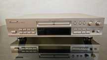 CD-рекордер PIONEER PDR-D7