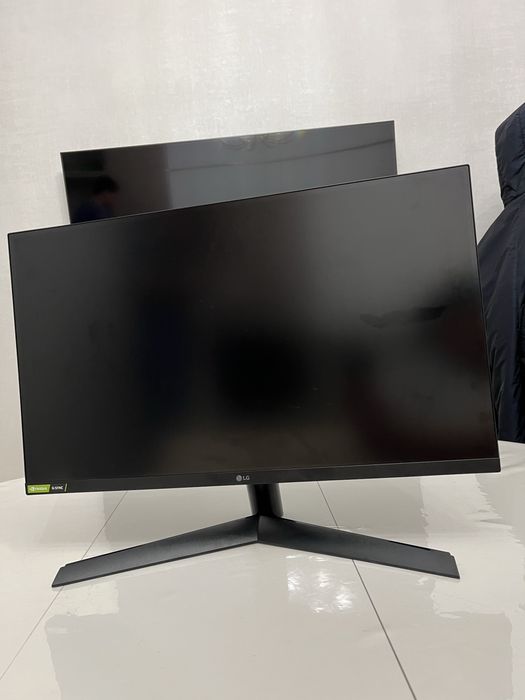 LG 27GN60R монитор