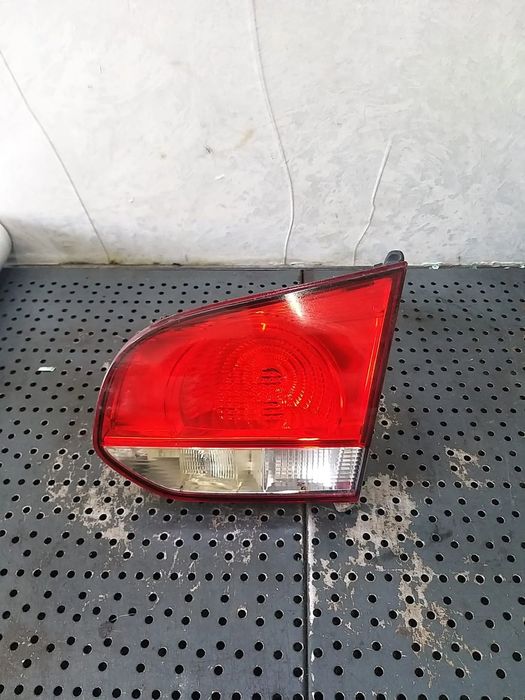 Stop tripla lampa dreapta haion vw golf 6 5k hatchback 5k0945108 89090386