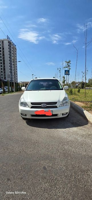 KIA CARNIVAL 2006 yil holati idela
