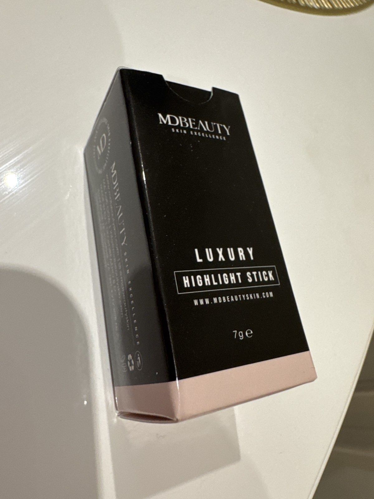 MD BEAUTY Luxary Highlight Stick и Contour Stick - 2 броя