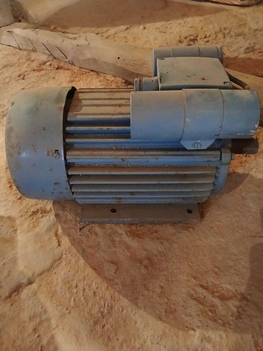 Еднофазен ел.двигател