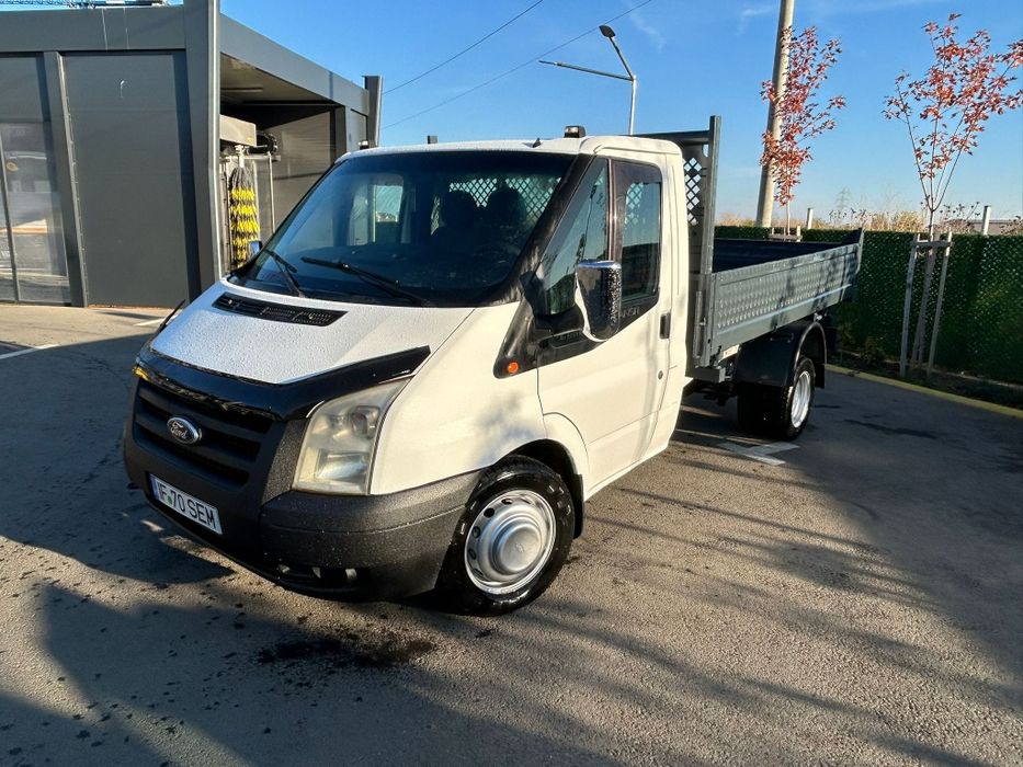 Basculanta 3500 kg axa dubla permis cat B