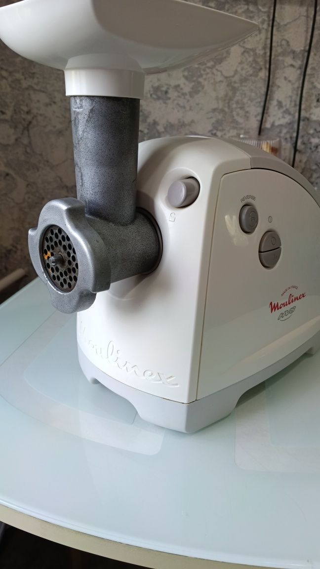 Мясорубка Moulinex