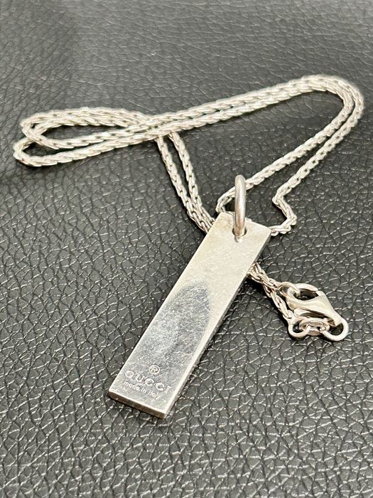 Pandantiv GUCCI original cu lanțișor argint