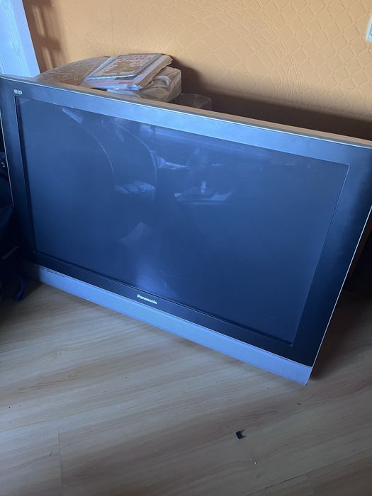 Продам телевизор