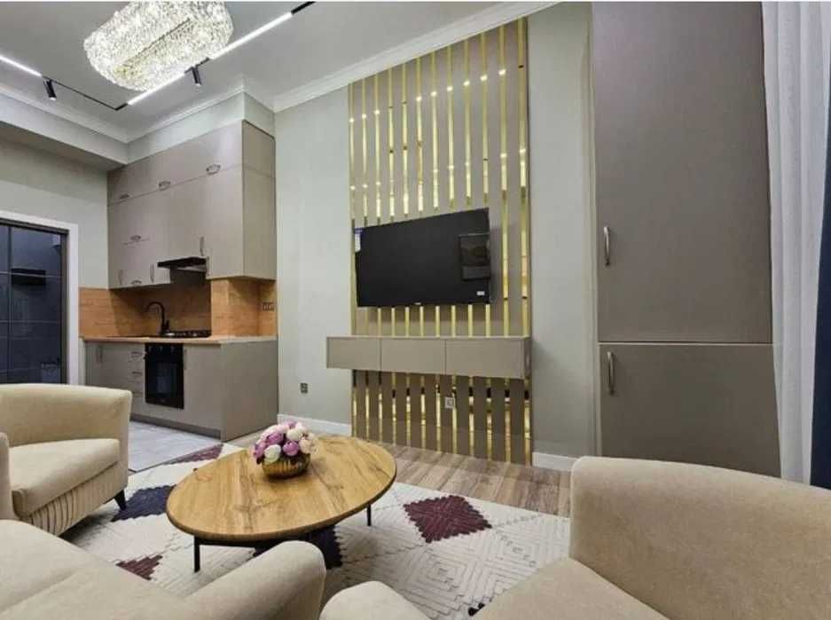 Сдам Квартира Новза метро 2 комната 118*