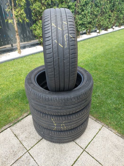 4 cauciucuri de vara 215 55 18 Michelin
