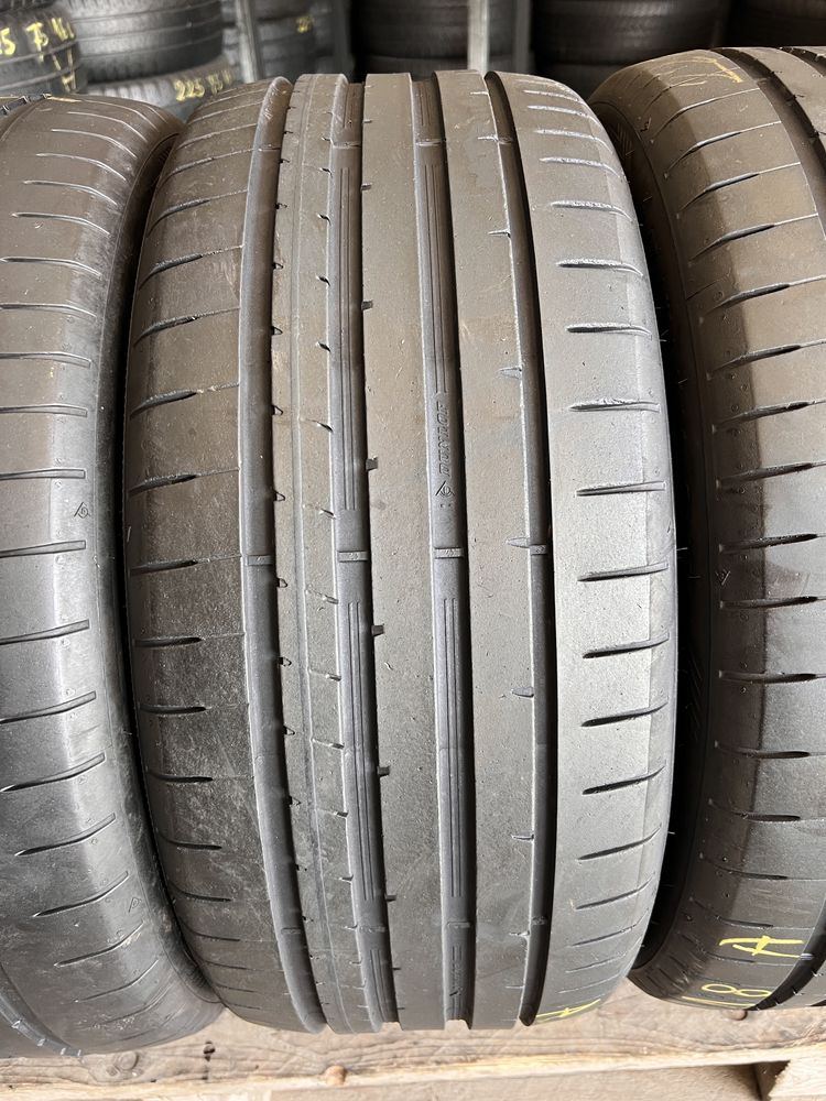 4 anvelope vara 255/35/18 + 225/40/18 , Dunlop !