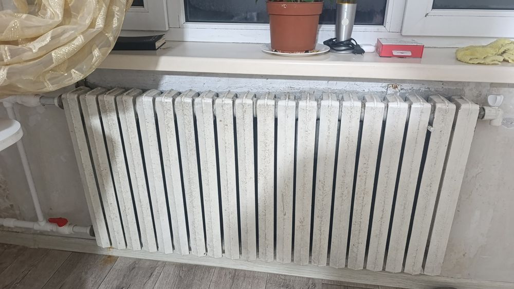 Продам чугунные батареи нигде не протекают