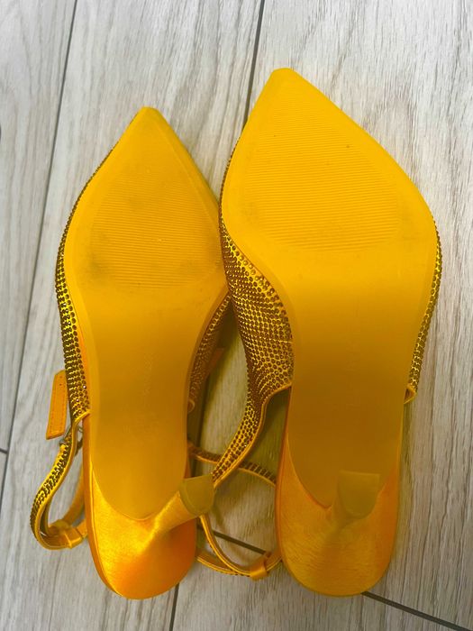 Pantofi Stiletto Sandale Bershka 38 Corai Portocalii Strasuri