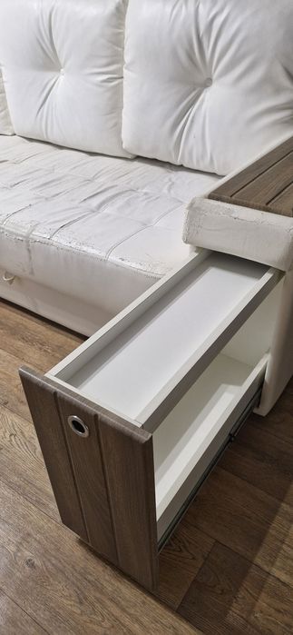 Продам диван б/у