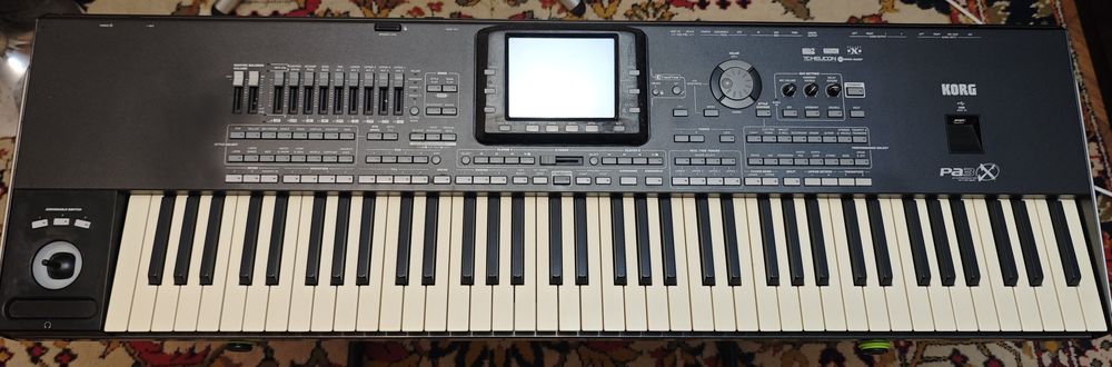 Korg Pa3X 76 clape – stare foarte bună