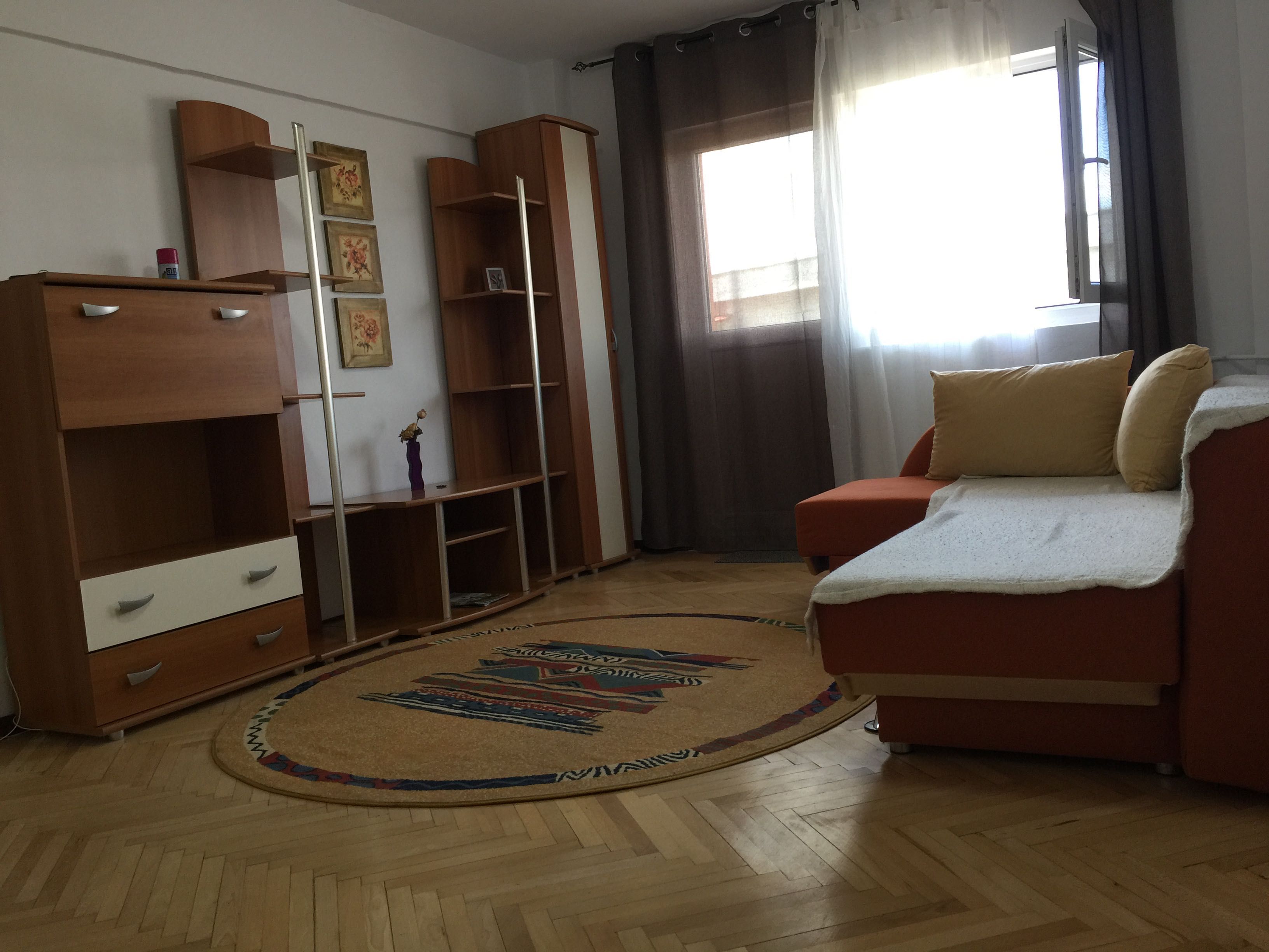 Apartament 2 camere, 78 mp utili, zona centrală Arad