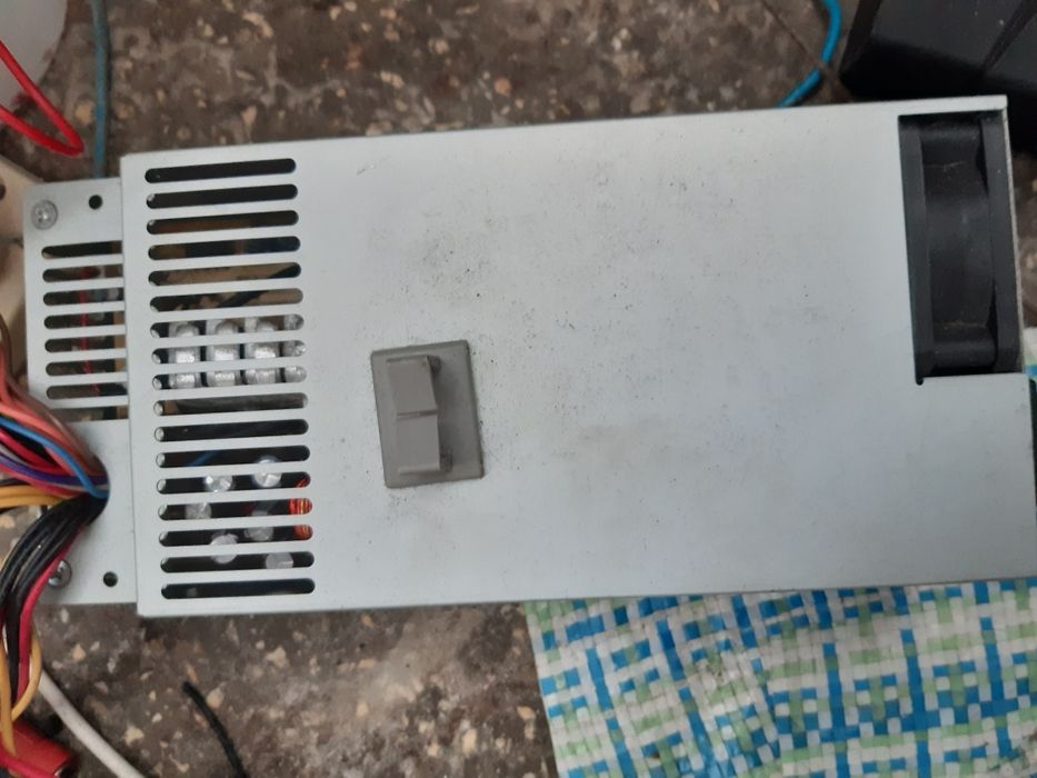 sursa alimentare pt banda led sau camere de la 220v la 12V