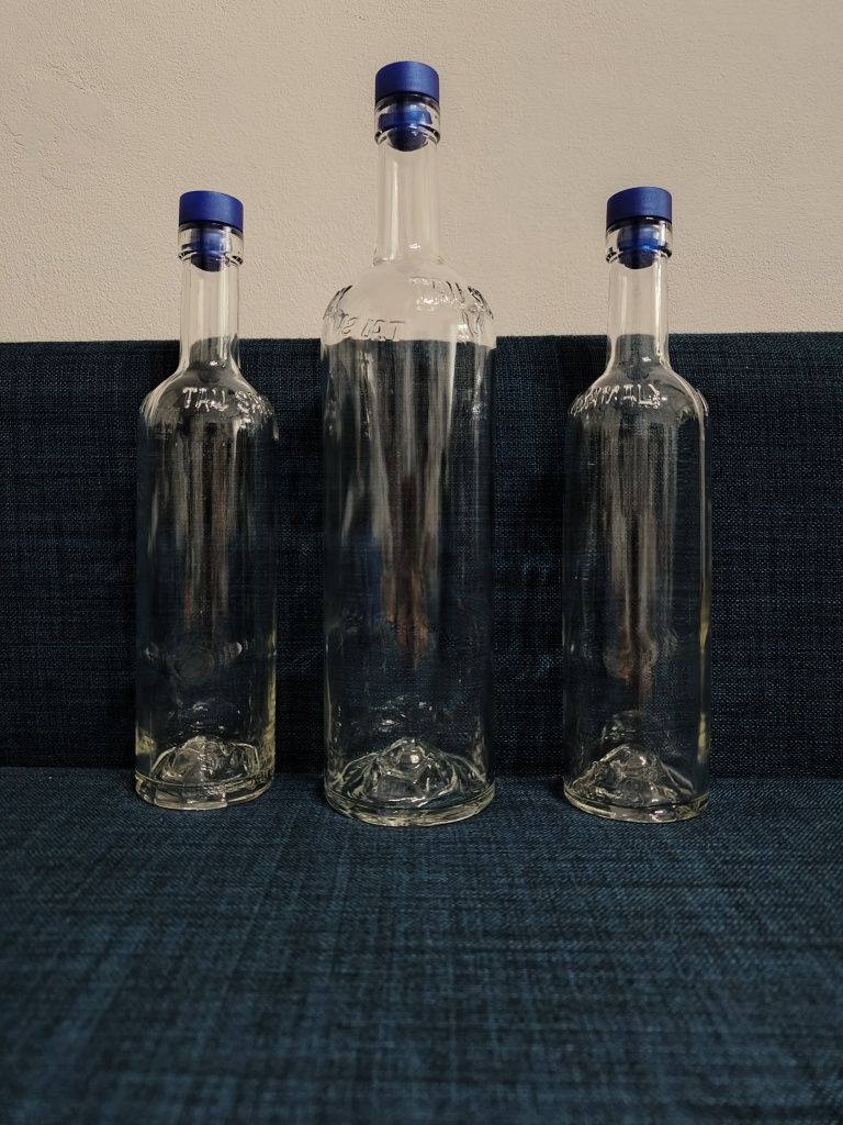 Стеклянные бутылки