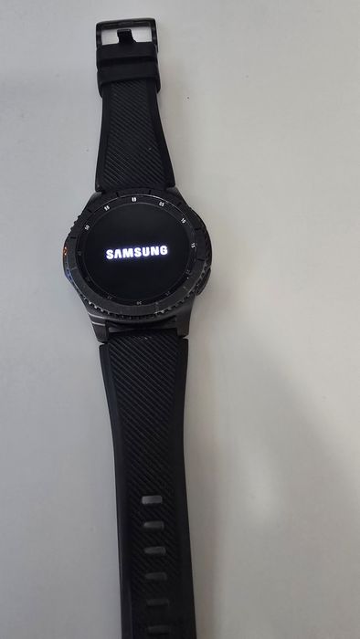 Vand ceas Samsung Gear S3
