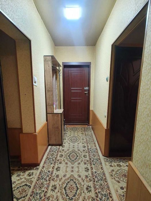 Срочно продаётся 2 комнатная квартира в 6 квартале посольство Америки