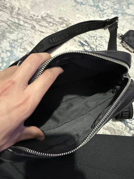 Louis vuitton чантичка