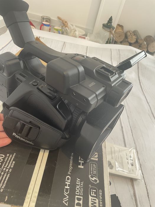 Camera video profesionala