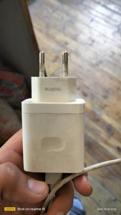 Realmi 9 i     yangi karobka dakiment bor