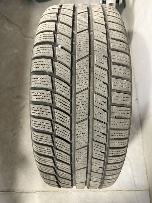 Зимни гуми Toyo 245/40/19