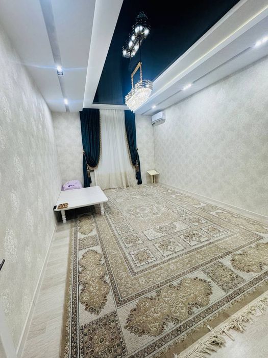 Kvartira sotiladi uchtepa rayon izza 6/1/0.5/3/  200m²