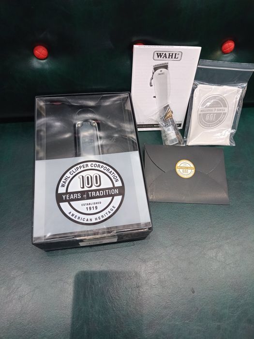 Masina Profisionala de TunsWahl 100 Year Cordless
Masina de tuns cu fi