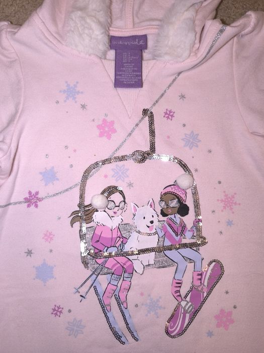 Лот дрешки 110см роклички,коледна пижама и други