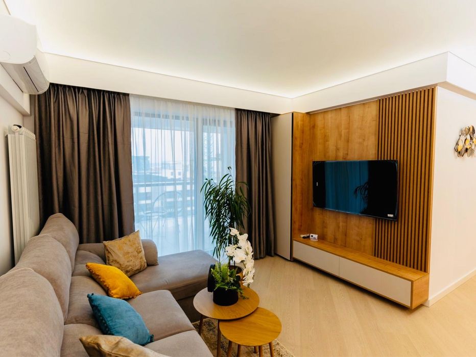 Proprietar direct- apartament 3 camere lux, Cortina North, parcare