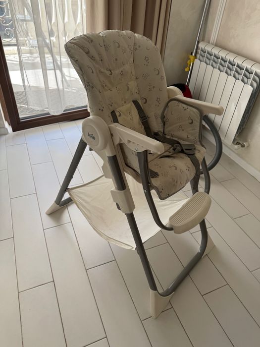 Стульчик для кормления JOIE