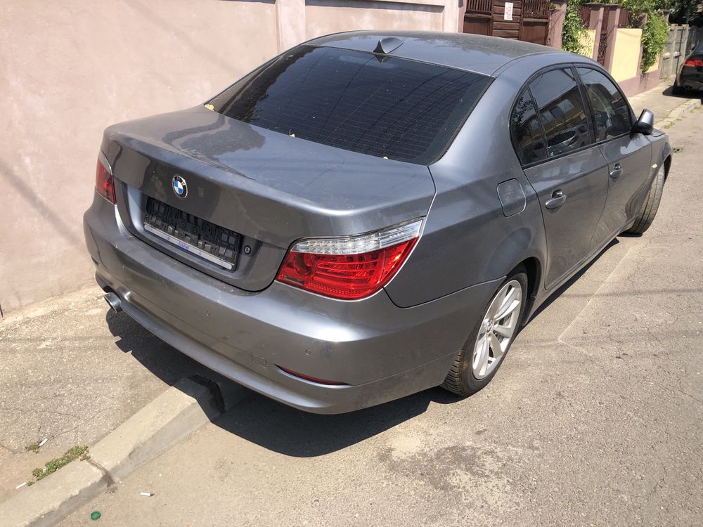 Dezmembrari/Dezmembrez bmw E60 520d 177 cp euro 5 automat