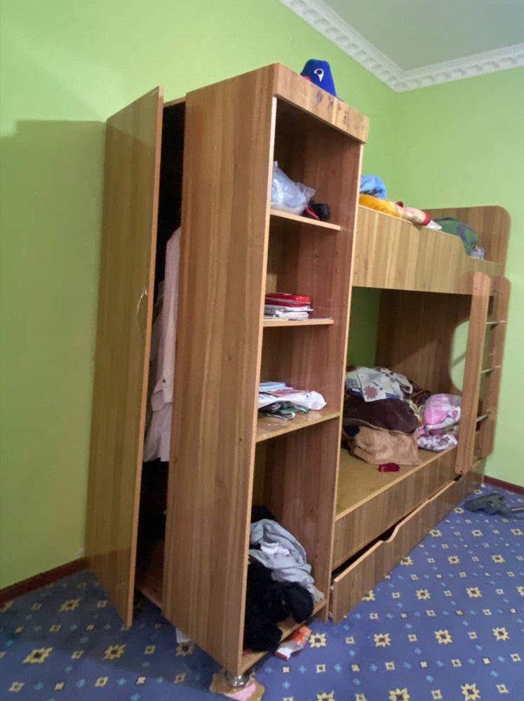 Детский двухэтажный спальный кровать с шкафом