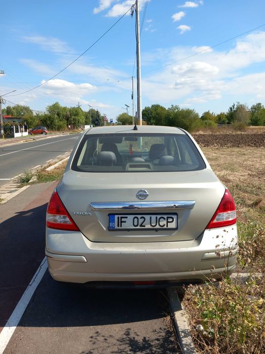 Nissan tiida  de vanzare