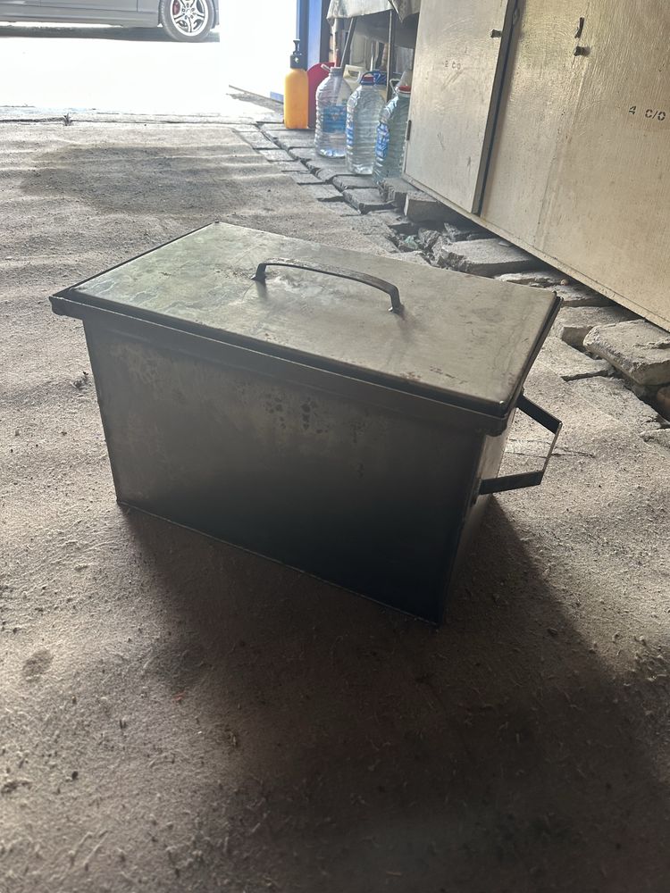 Продам коптильню.