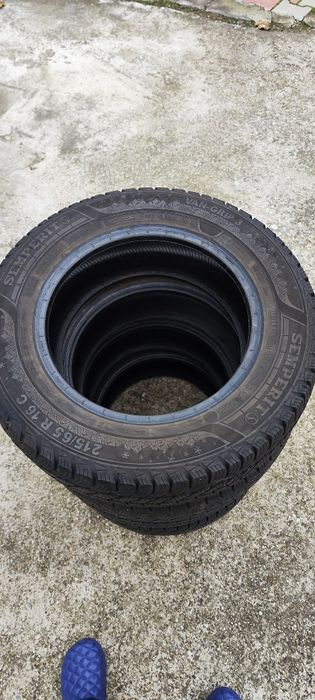 Vând 1 cauciuc Semperit 215 65 R16 C