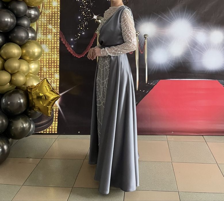 Шикарное вечернее платье ручной работы