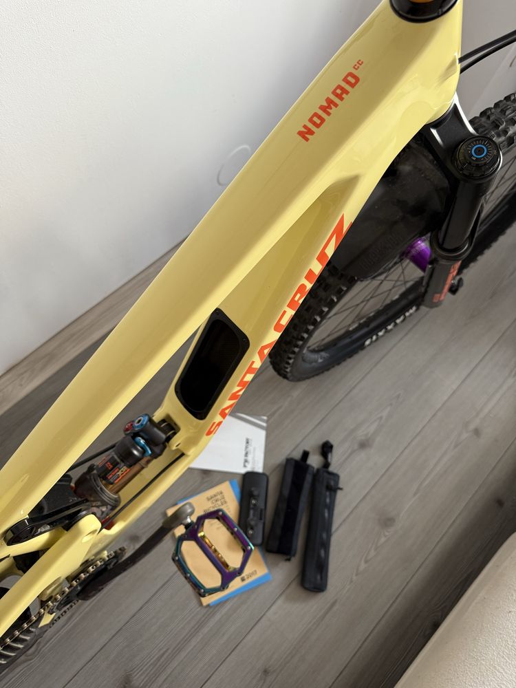 Santa Cruz Nomad CC 2024 Industry nine Hydra