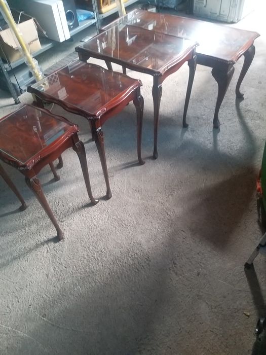 Тройка помощни масички и Маса холна ретро