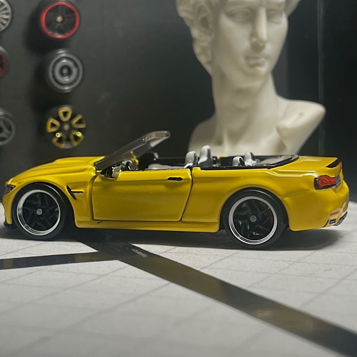 BMW M4 F83 Matchbox Moving Parts