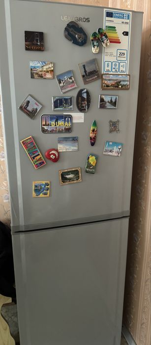 Продам холодильник, почти новый