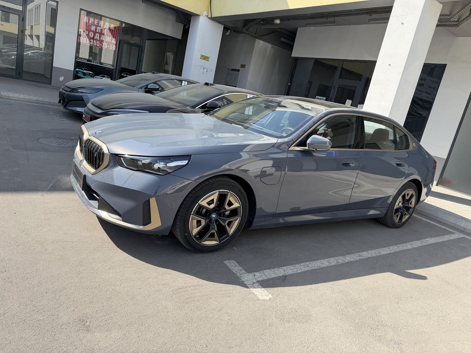 BMW i5 35L 2024 yil