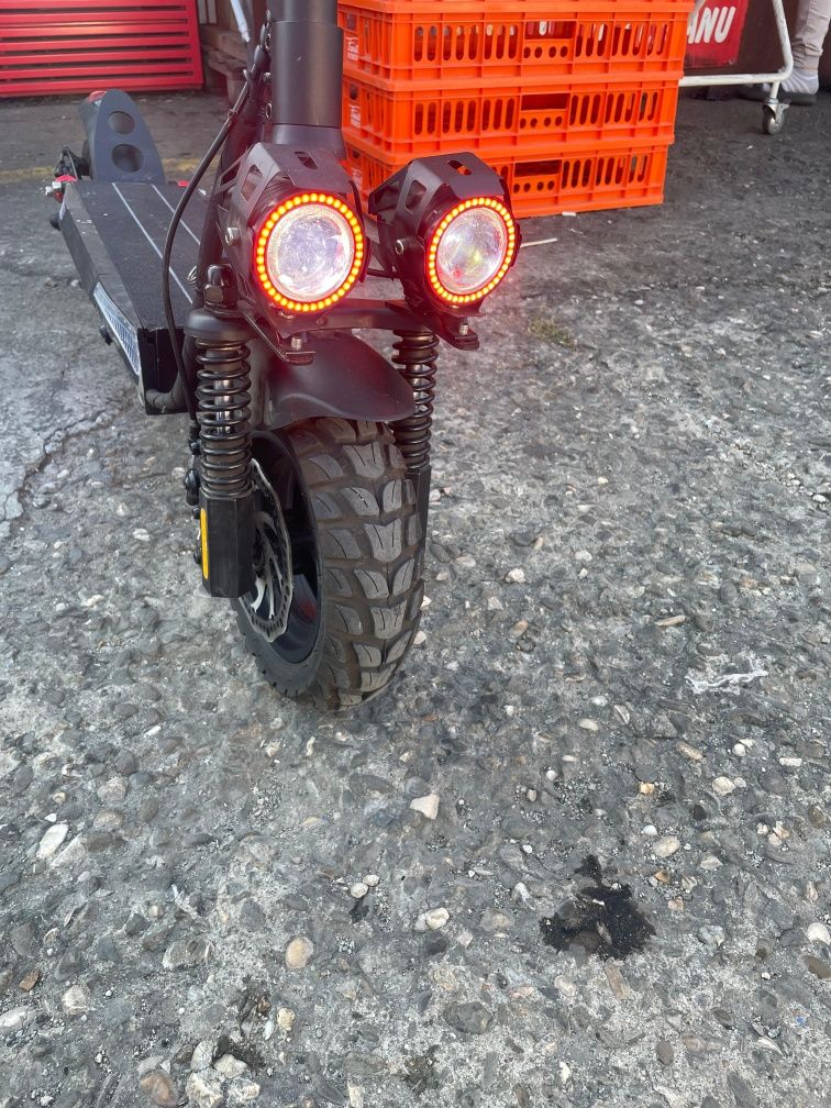 De vânzare trotineta electrica Iscooter ix4