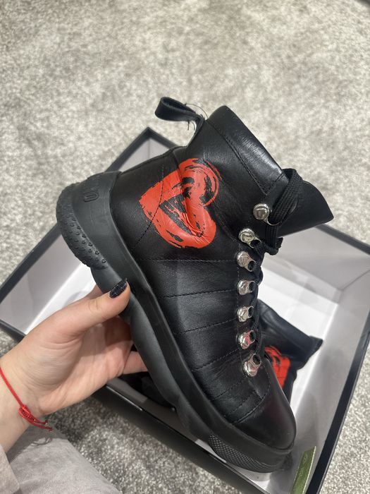 Боти Love Moschino